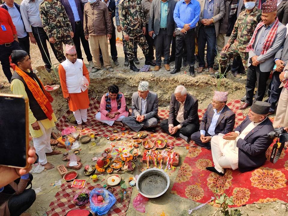 मोतीपुर औद्योगिक क्षेत्रका स्थानीयको गुनासो– राज्यले उठीबास लगाउन खोज्यो