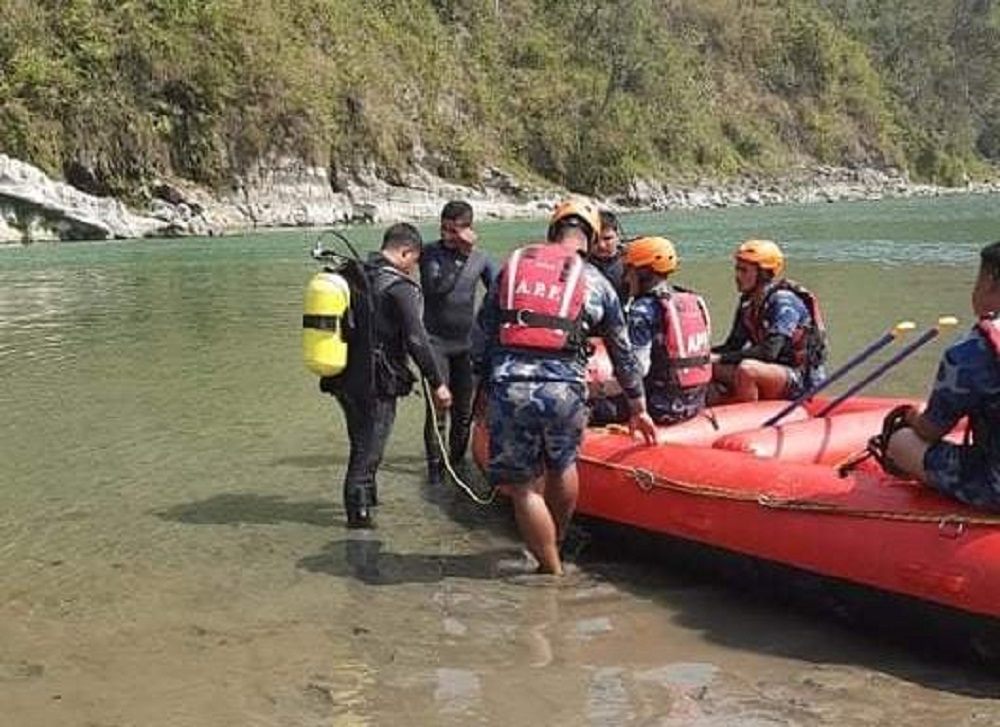 भेरीमा बेपत्ता तीनमध्ये एक बालकको शव भेटियो