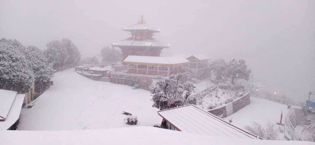 यी तीन प्रदेशमा हिमपातको सम्भावना, पौने ६ बजे काठमाडौंको तापक्रम ४.२ डिग्री