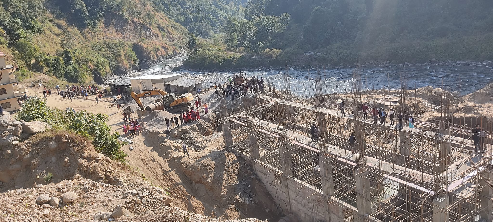 गाेरखाकाे चेपे ‘ए’ जलविद्युत् आयोजनामा भएको तोडफोडमा ३ करोड ४० लाखको क्षति भएकाे आकलन