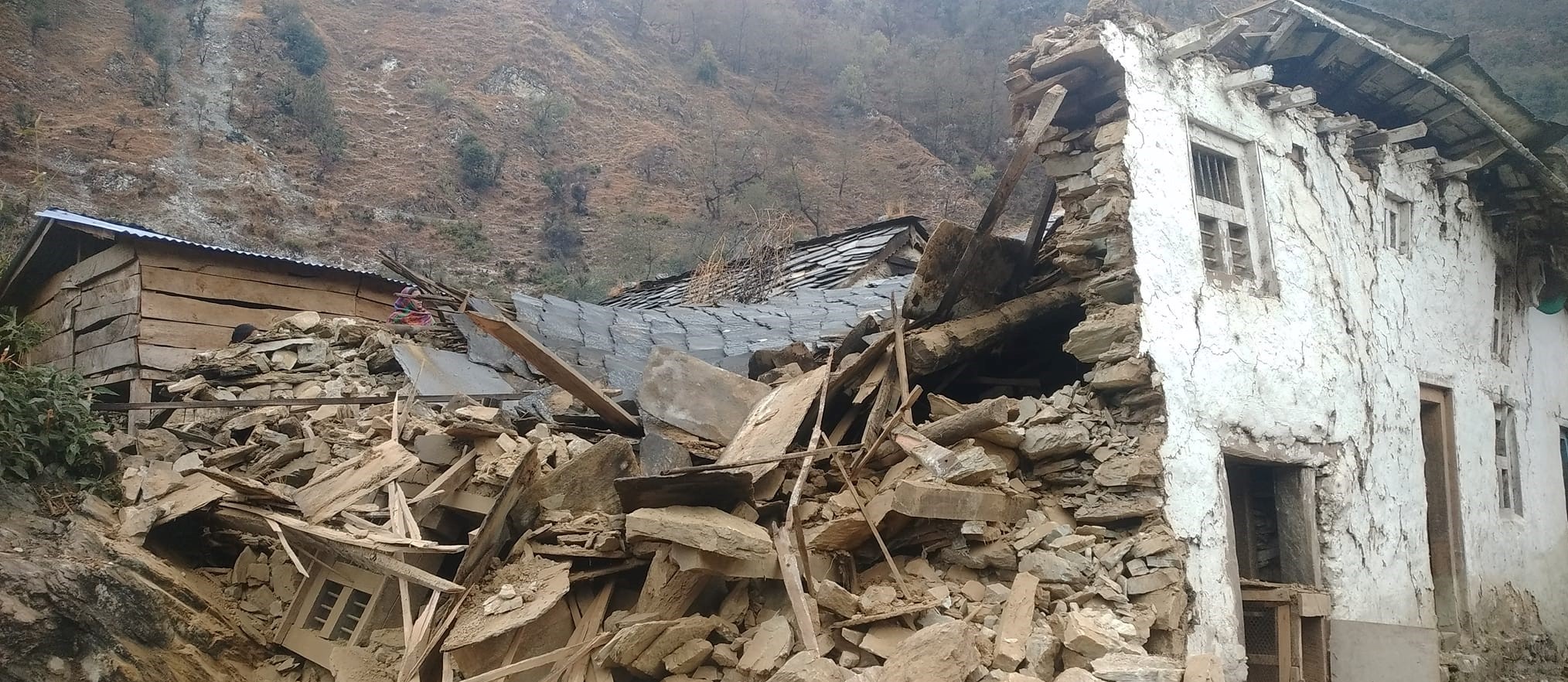 बाजुरा भूकम्पबाट ४२ परिवार विस्थापित, चार सय घरमा क्षति